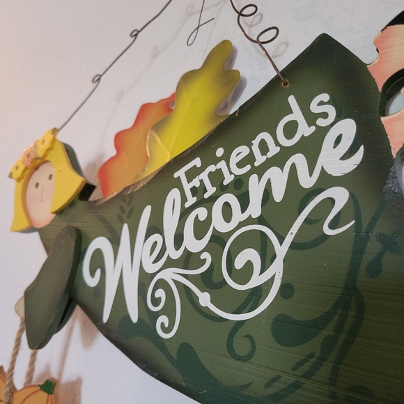 Autumn Angel WELCOME FRIENDS door decor wooden wall hanging - Picture 2 of 5